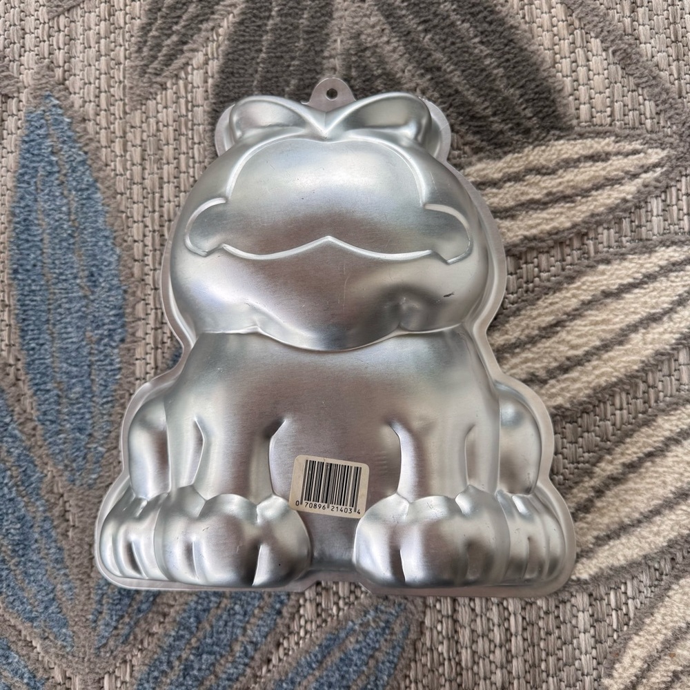 Vintage Wilton Garfield The Cat Cake Pan Baking Mold 502-9403 11" x 11" 1978